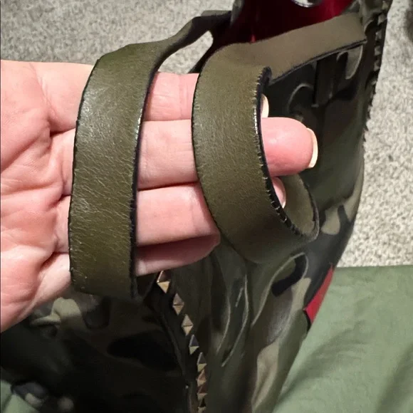 Valentino Camo Leather/Canvas Tote - Picture 7 of 16
